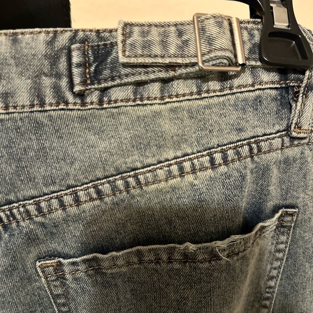 Cargo Jeans Womens Large NWT Pockets Front Bottom & Sides Baggy. Size 7/28. NWT - Picture 8 of 12